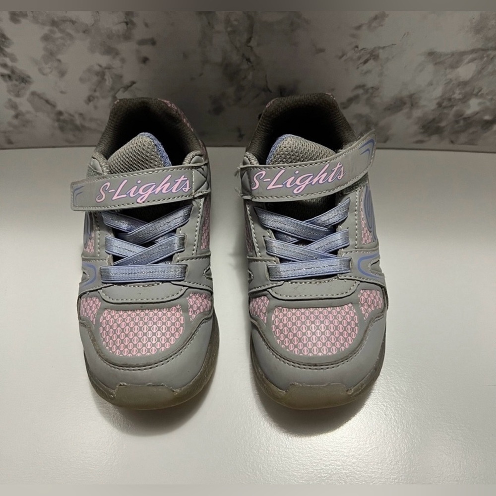 Skechers  light up Kids Sneakers - Gray and Pink Size 9”